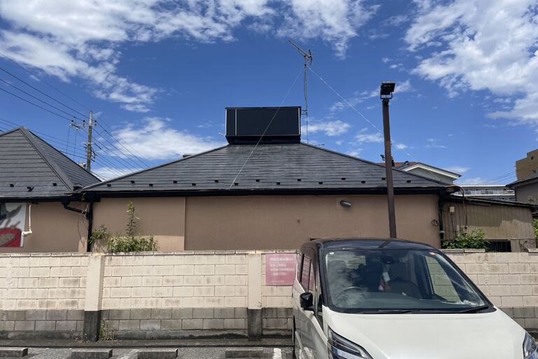 流山市　店舗　屋根看板部修繕工事　施工後　全景