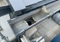 流山市西初石　外壁塗装工事　雨樋カバー　取付け前