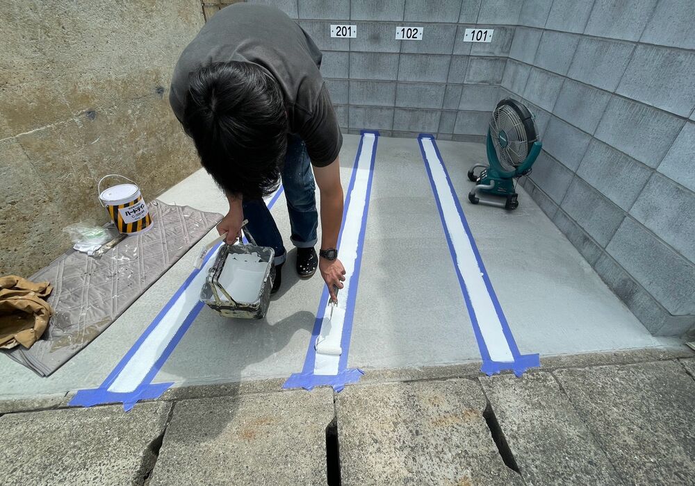 柏市旭町　アパート　駐輪場整備工事　ライン入れ