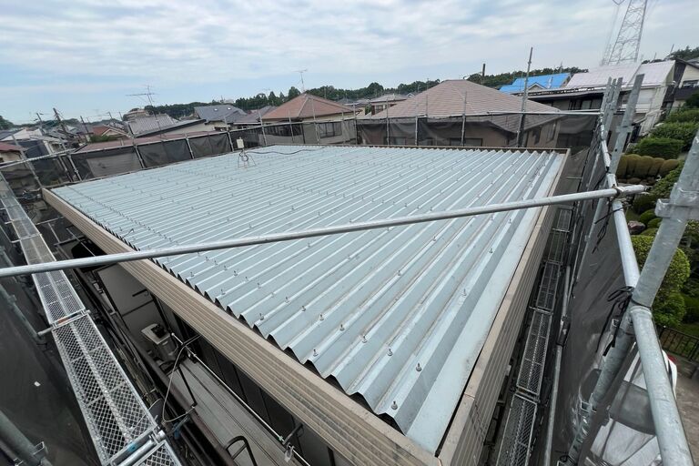 流山市東深井　アパート　外壁屋根塗装工事　屋根　施工前