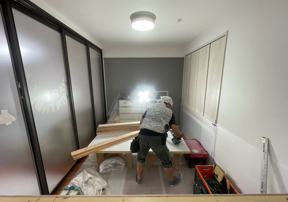 流山市おおたかの森　マンション　間仕切り壁造作工事　加工風景